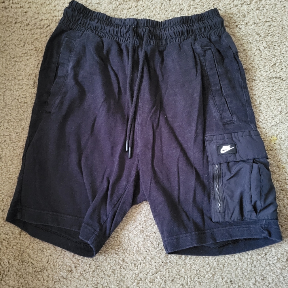 Nike cargo shorts